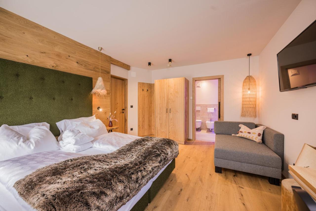 Hotel Helmhotel San Candido