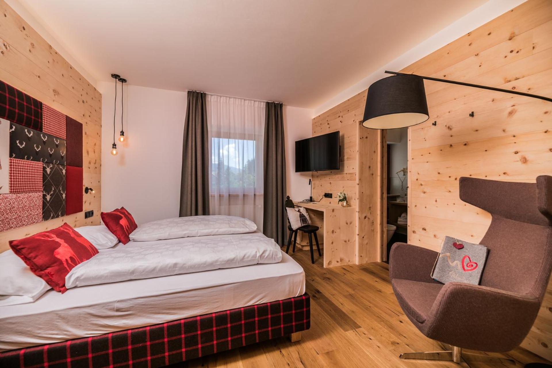 Helmhotel