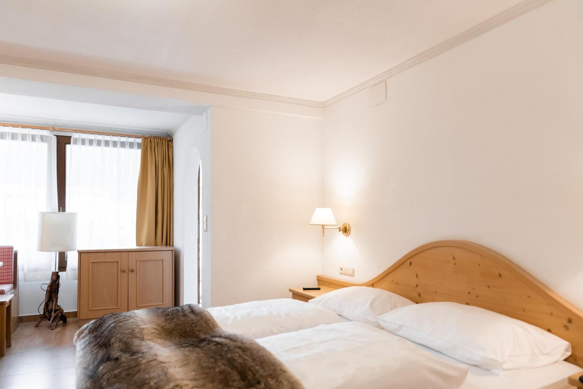 Helmhotel Hotel