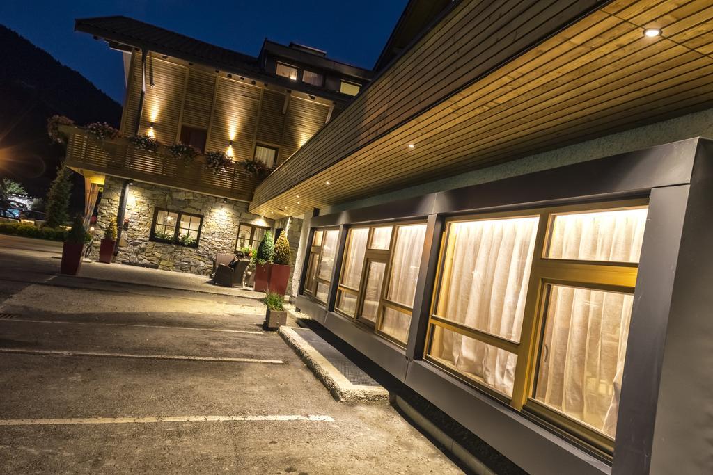 Hotel Helmhotel 3*