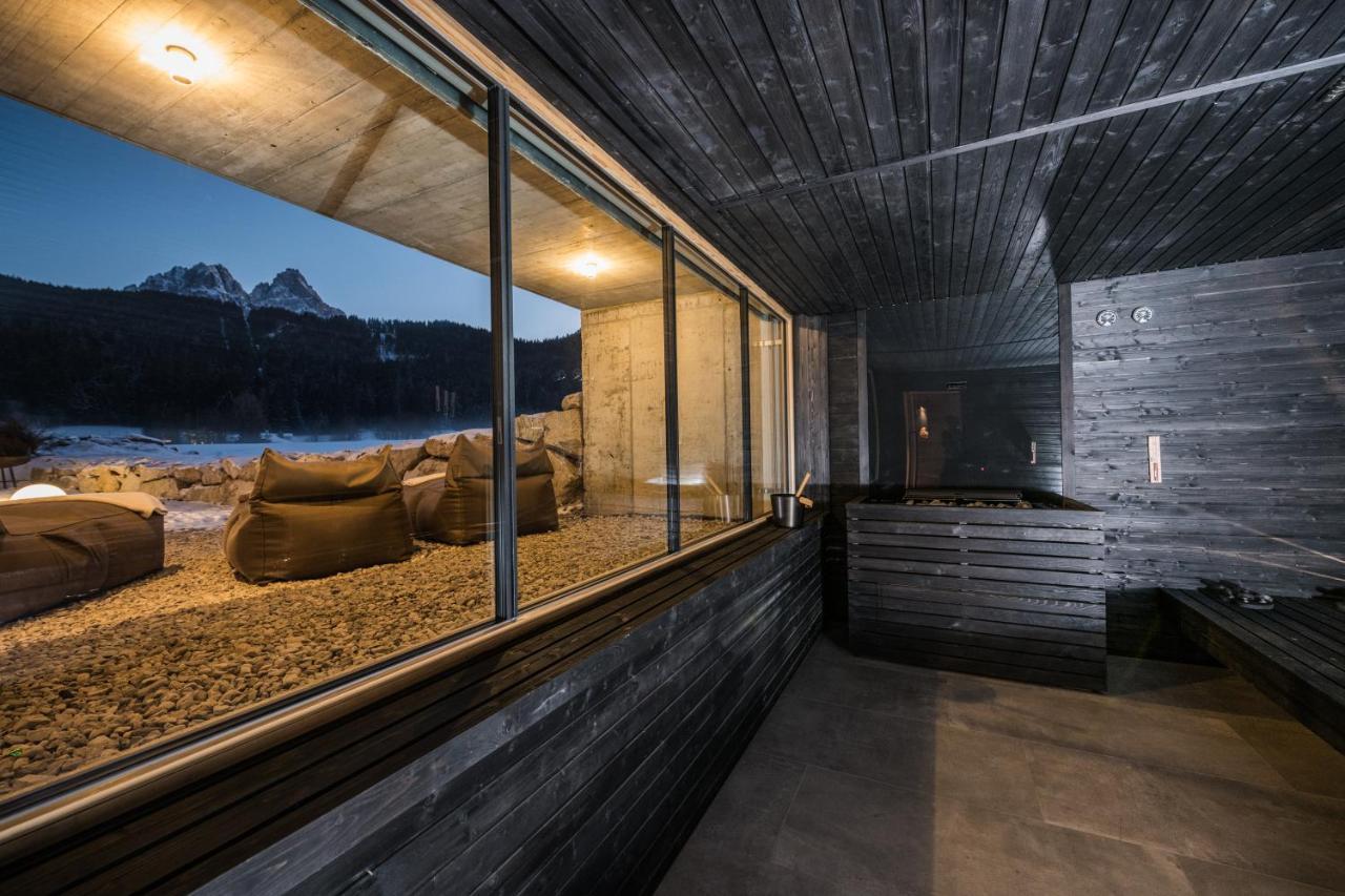 Hotel Helmhotel 3*