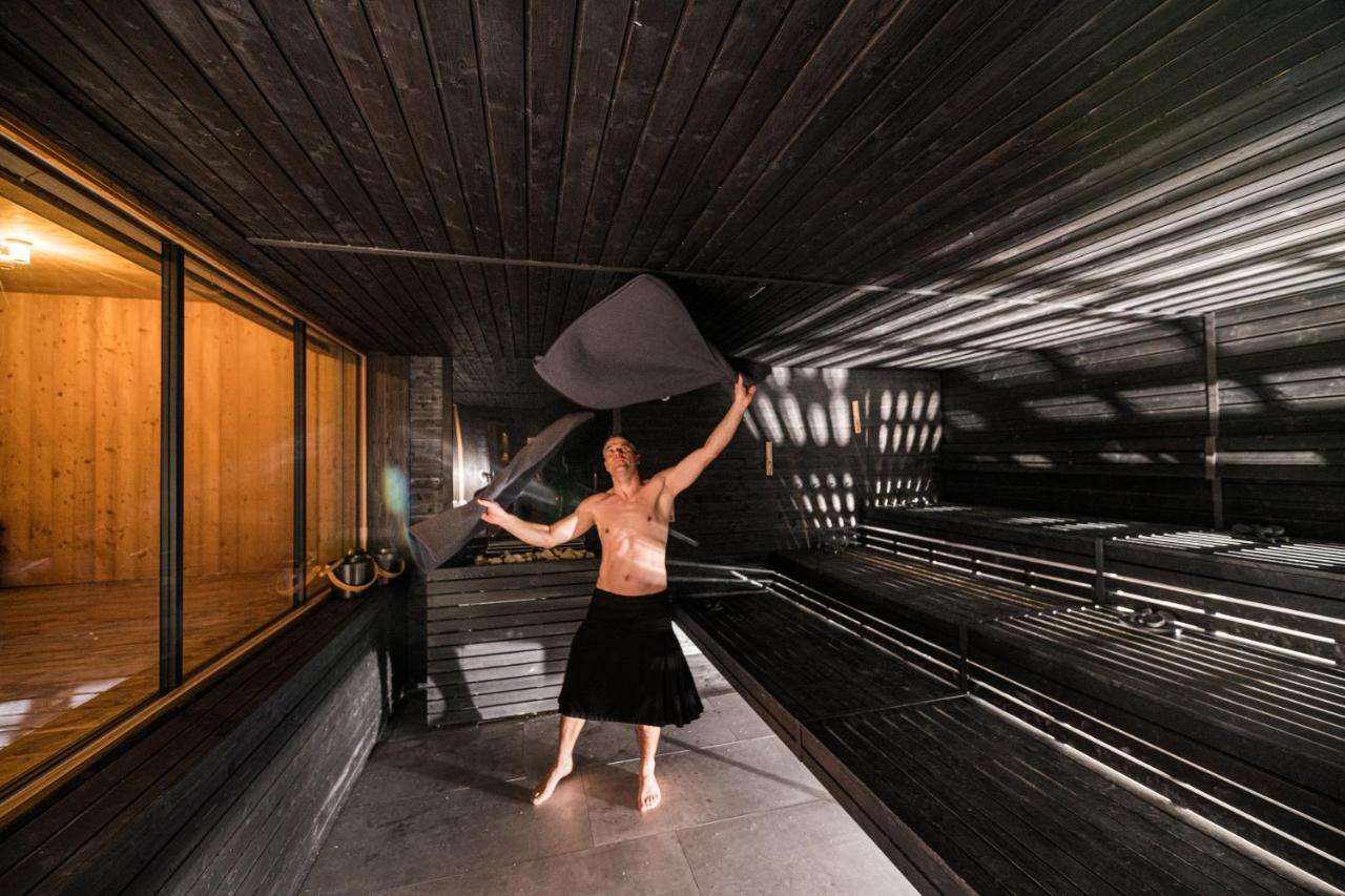 Hotel Helmhotel 3*